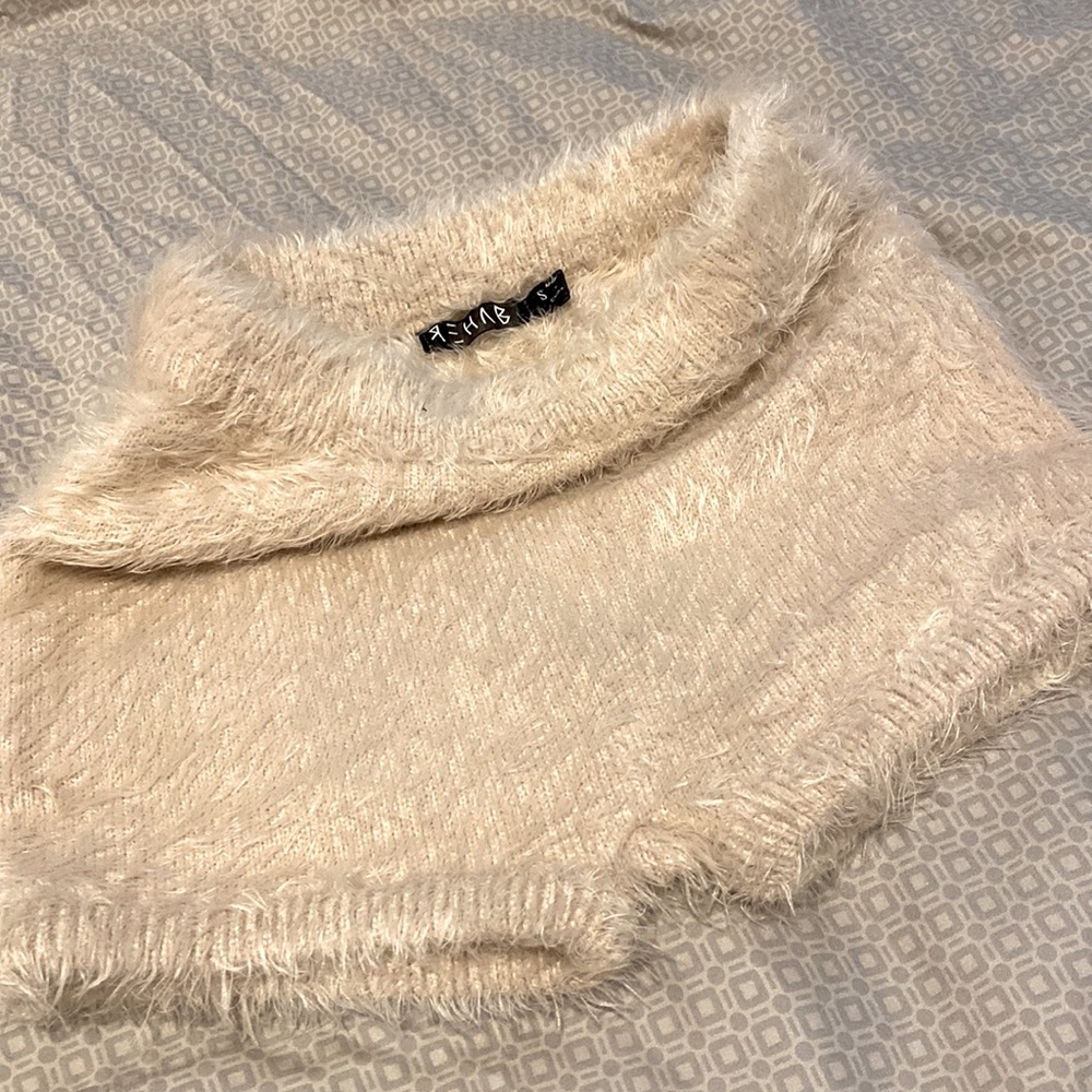 Light pink, Rehab, size XS , stretchy faux fur shorts, tight, shorty short